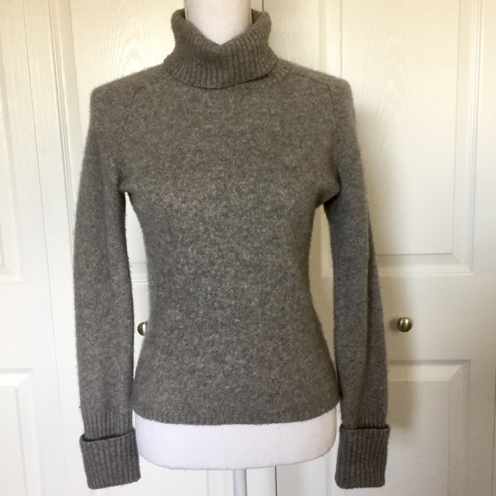 Sutton Studio 100% Cashmere Sweater Size L